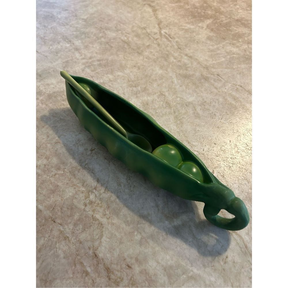 Cute Sweet Pea Serving Dish